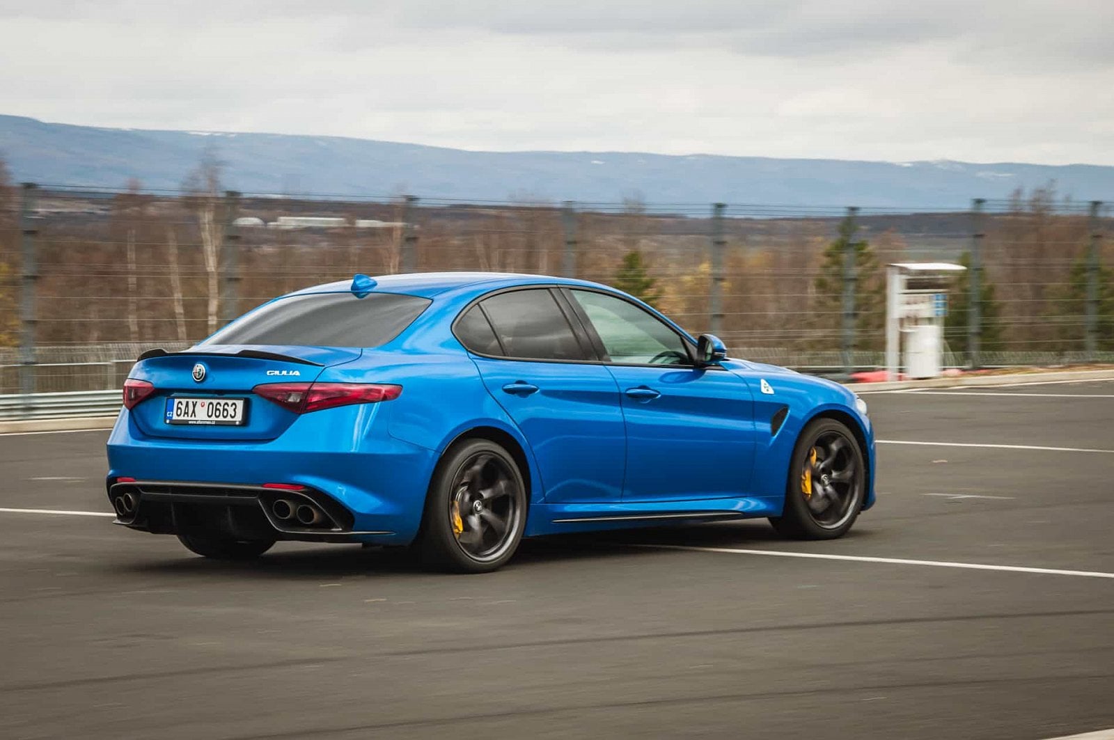 2019-03-giulia-qv-vs-stelvio-qv-48.jpg