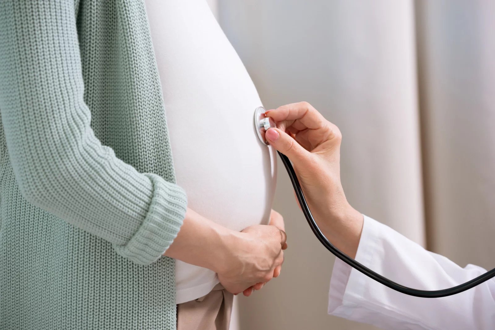 Třetí trimestr se obyčejně nese v duchu častých návštěv u doktora. Nastávající maminky ještě čeká namátkou například vyšetření na přítomnost streptokoka.