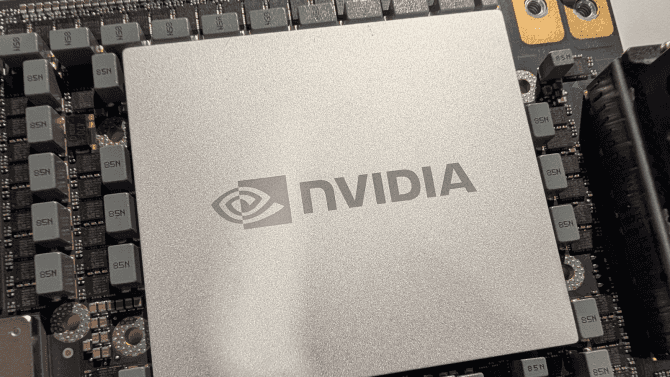 Takto vypadá obnažený superčip od Nvidie. Nic výkonnějšího na umělou inteligenci teď nenajdete