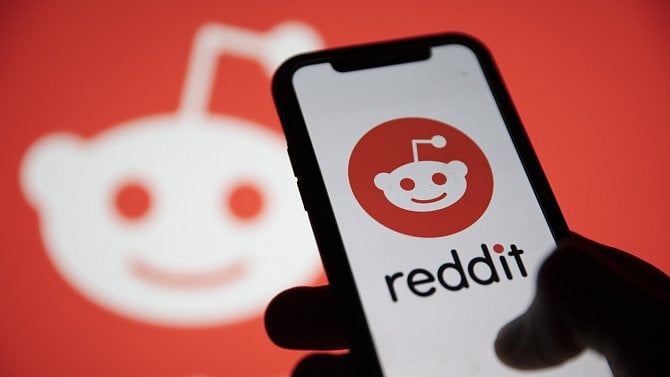 Vzpoura na Redditu: fóra jsou nedostupná, uživatelé protestují proti zpoplatnění API