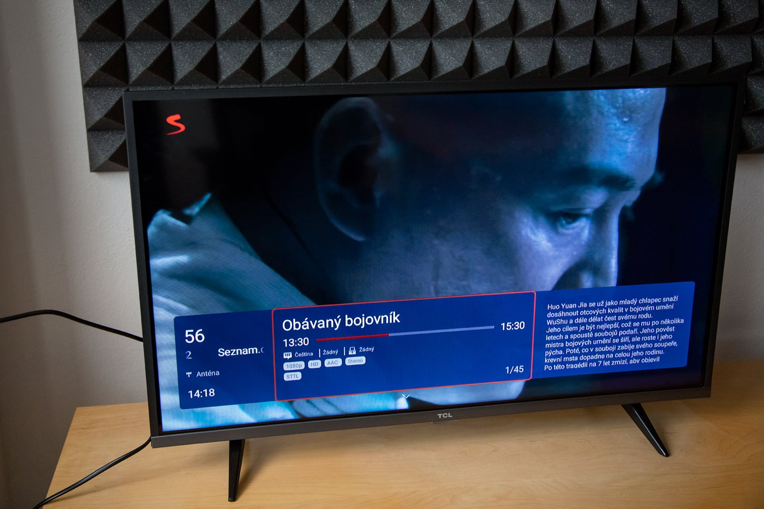 TCL 32ES580 - přepínání kanálů a informace o pořadech