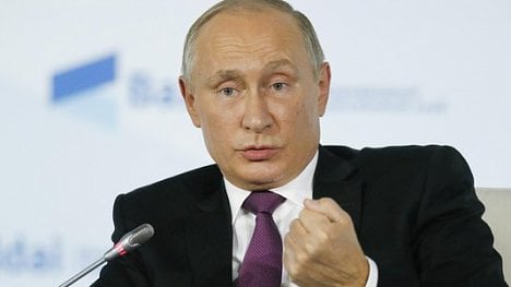 Náhledový obrázek - USA chtějí vytlačit Rusko z evropského energického trhu, tvrdí Putin