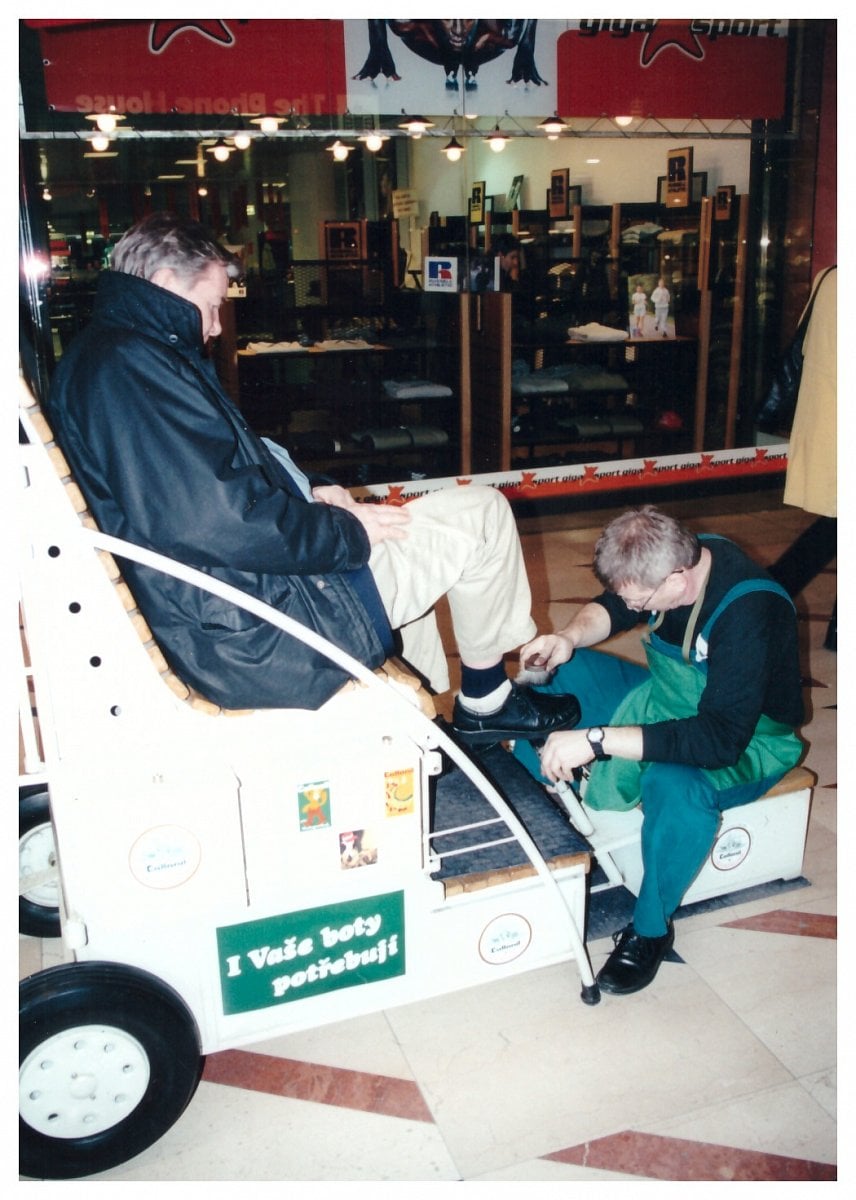 Začátky pražského čističe bot Michala Grivalského