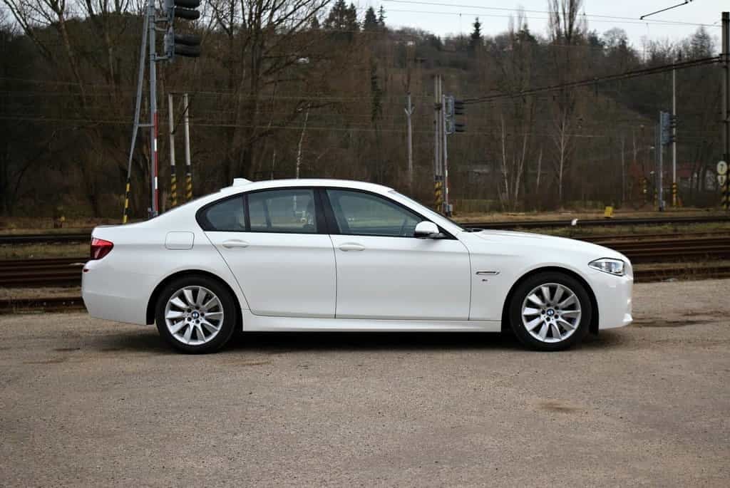 2013-10-bmw-520xdrive-70.jpg