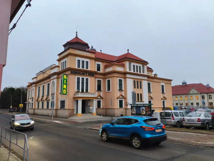 Hlavní 50Mpx fotoaparát