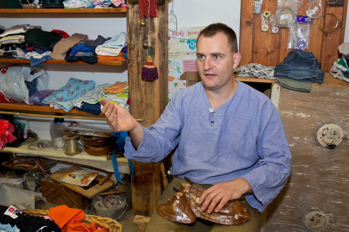 Drátenictví jako profese stále žije. Příkladem je Aleš Kulhánek.