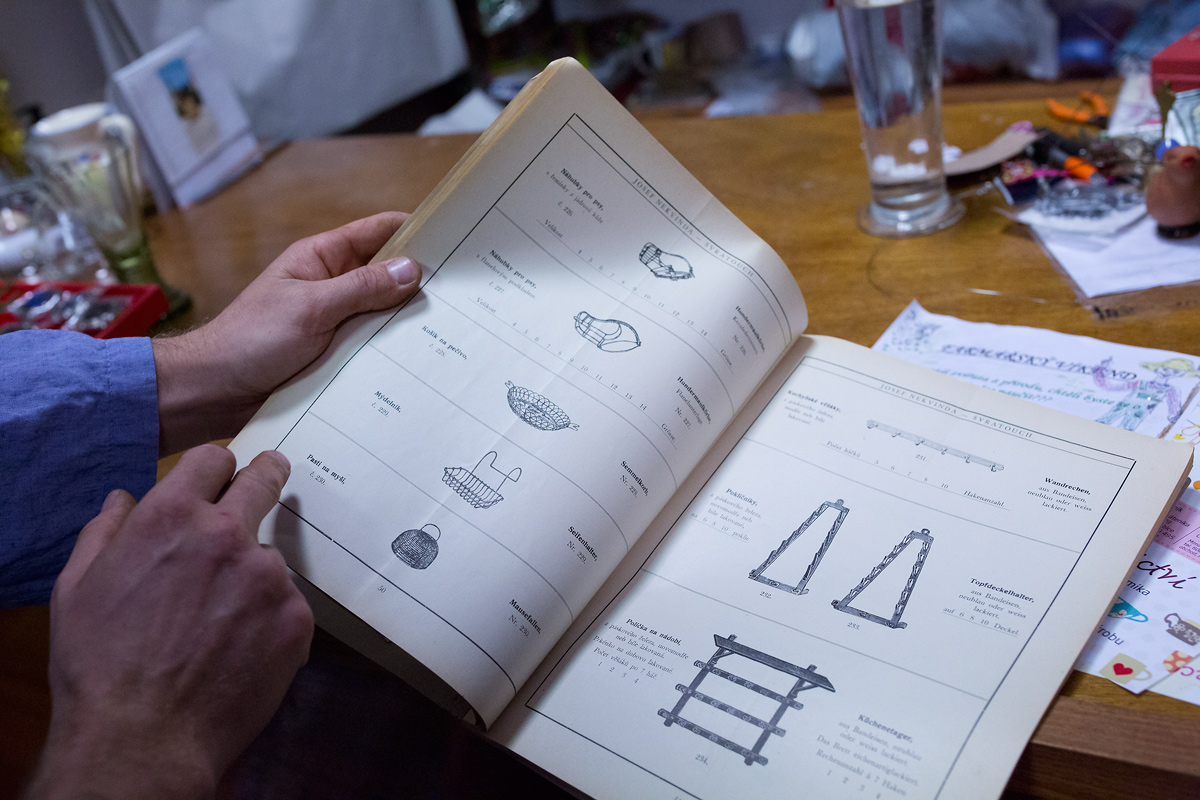 Drátenictví jako profese stále žije. Příkladem je Aleš Kulhánek.