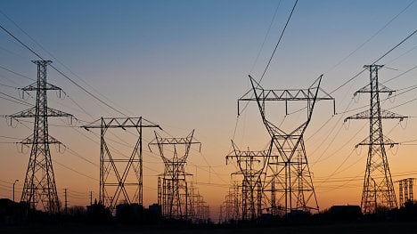 Vláda schválila podmínky úsporného tarifu, letos občané ušetří na elektřině v průměru 4000 Kč