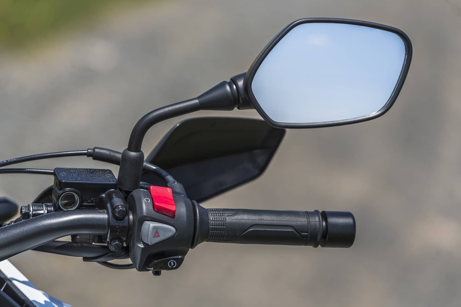 2020-08-aDMB2019_HondaCB500X-9970.jpg