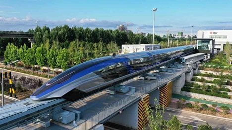 Náhledový obrázek - Nejrychlejší na světě. Čína představila maglev schopný jet až 600 kilometrů v hodině, nemá pro něj ale tratě