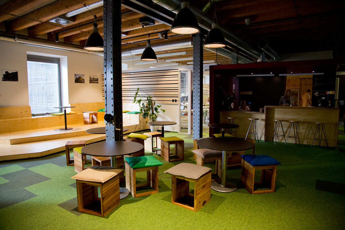 Na návštěvě u Etnetera Group