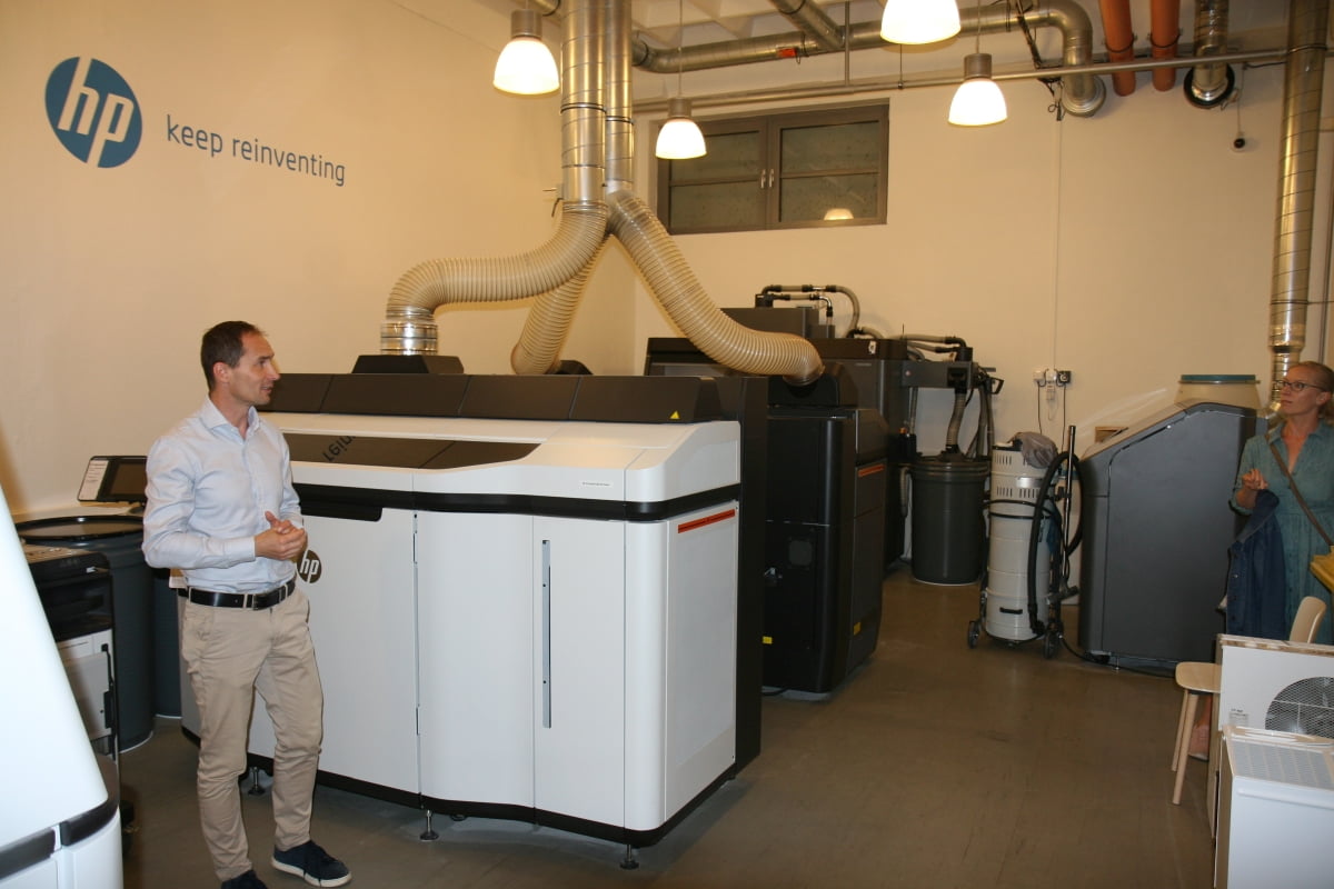 Tisková laboratoř 3Dees Industries a její HP Multi Jet Fusion tiskárny.