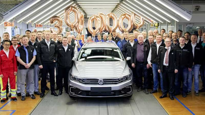 Volkswagen vyrobil od roku 1973 třicet milionů Passatů. Ten jubilejní bude sloužit médiím