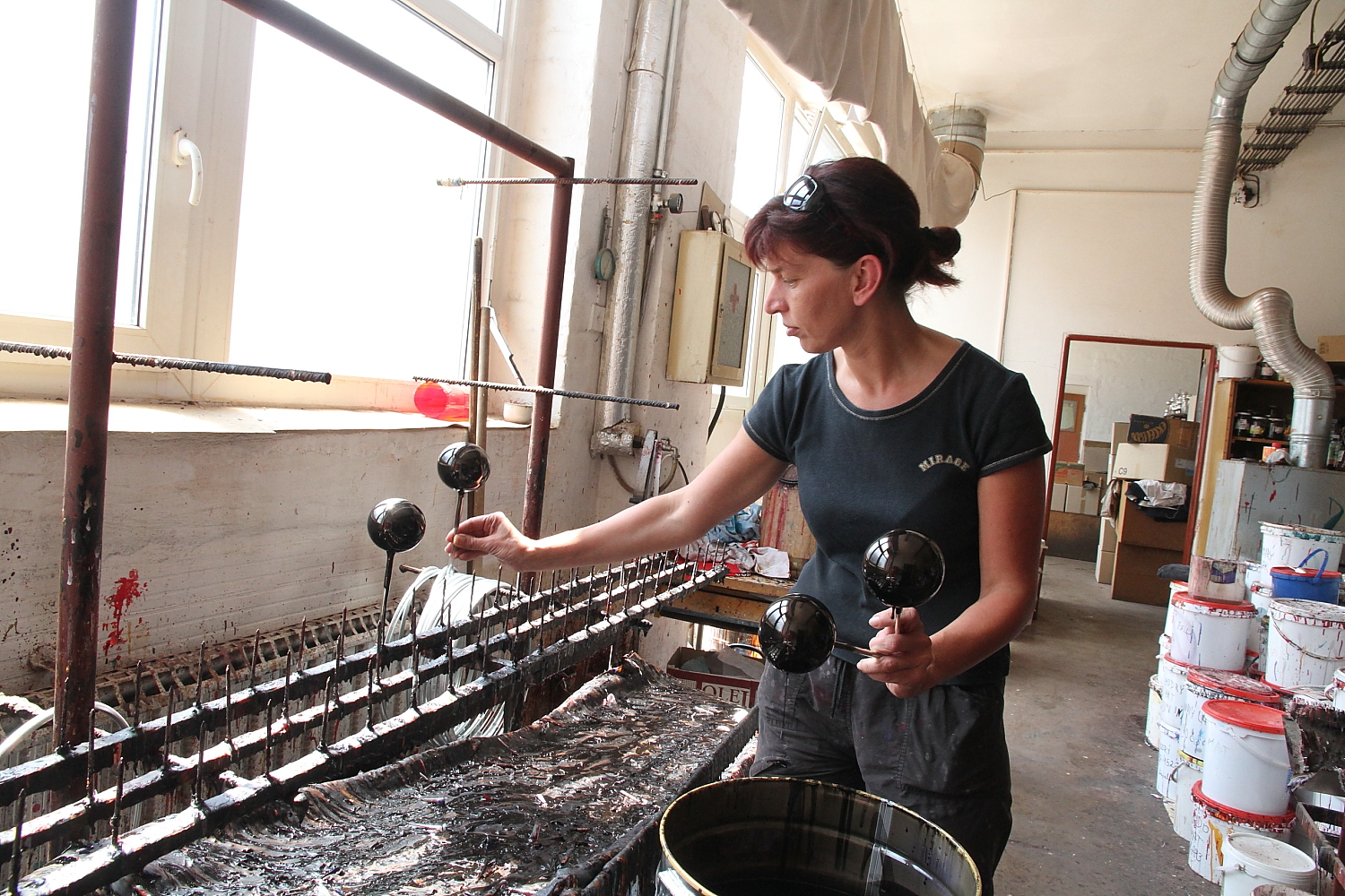 Rodinná firma Ozdoba CZ vyrábí vánoční ozdoby už sto let