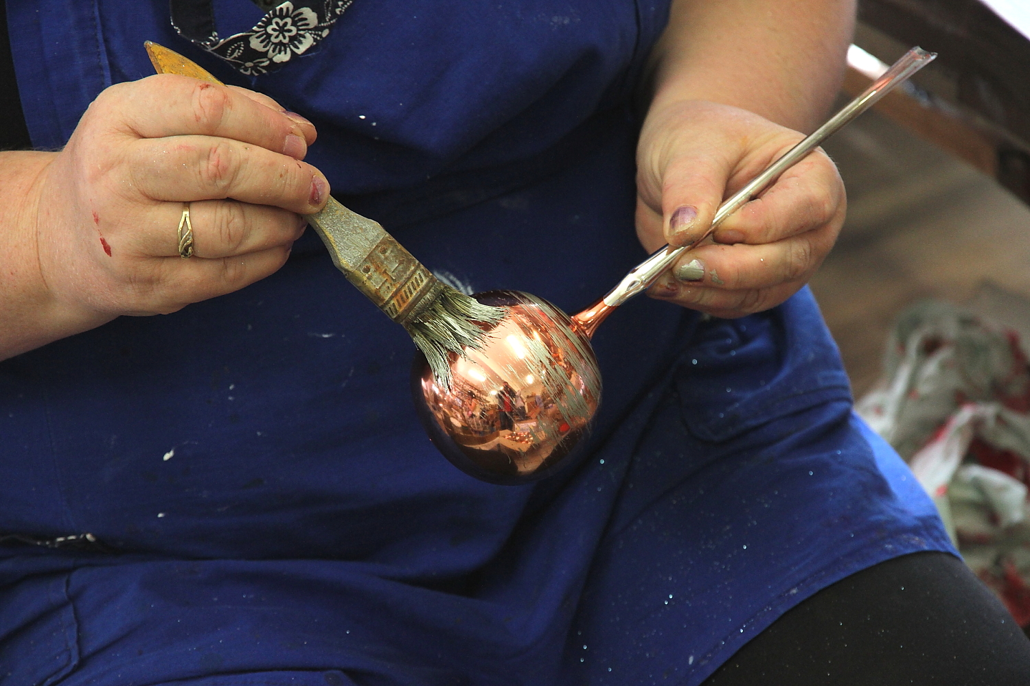 Rodinná firma Ozdoba CZ vyrábí vánoční ozdoby už sto let