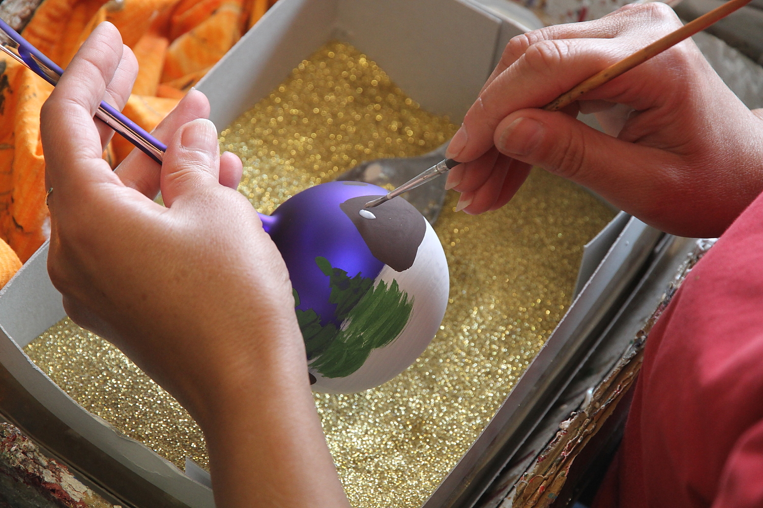 Rodinná firma Ozdoba CZ vyrábí vánoční ozdoby už sto let