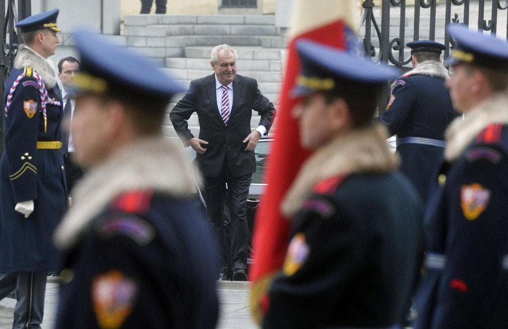 2014-05-z-panelc3a1ku-ac5be-na-hrad-velkc3bd-den-miloc5a1e-zeman