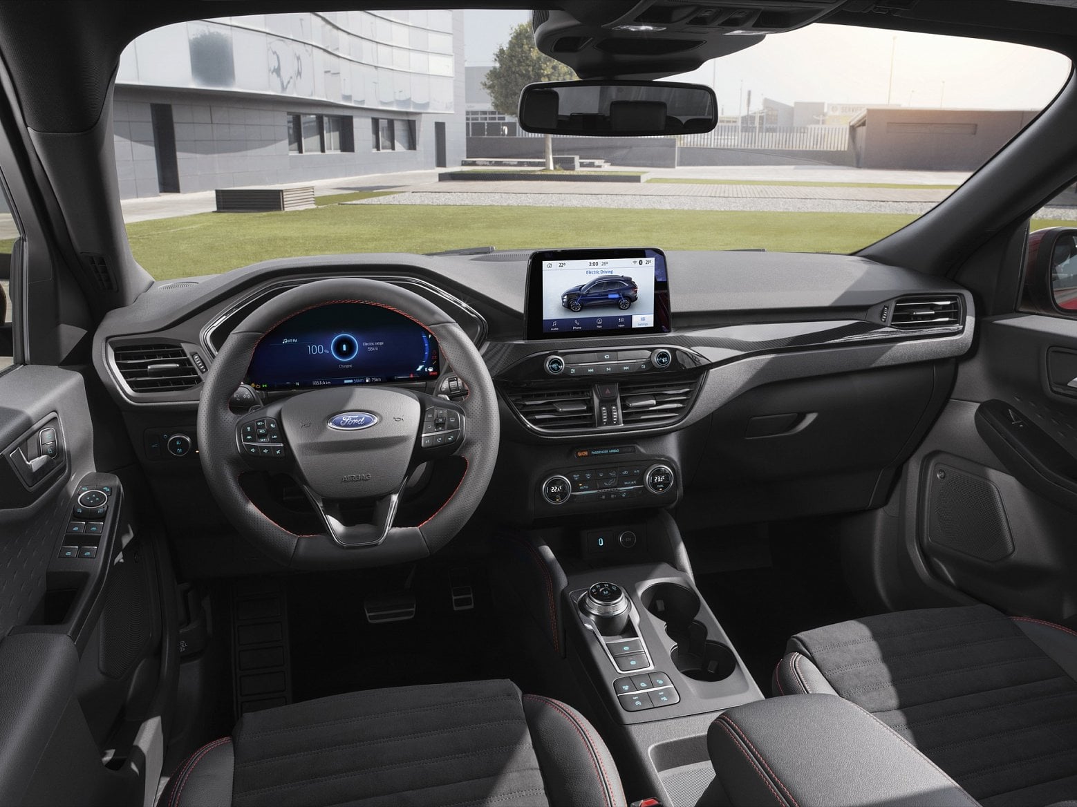 2019-04-2019_FORD_KUGA_COCKPIT.jpg