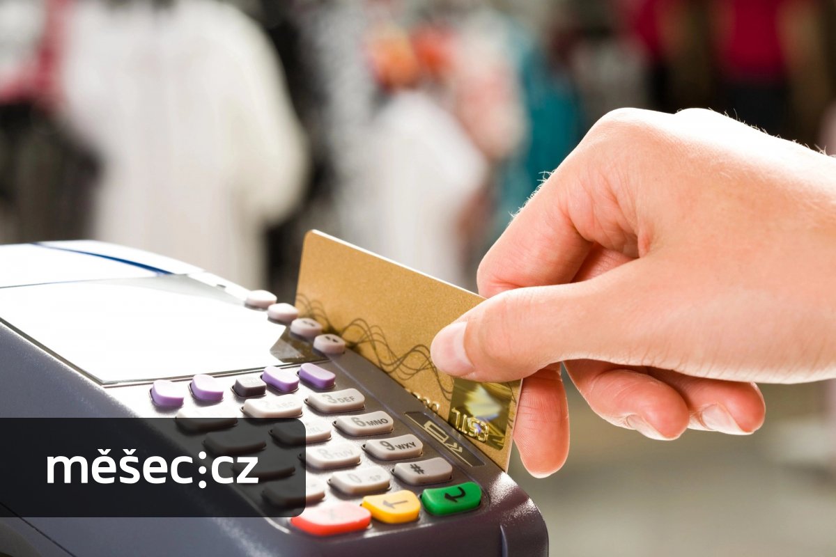 Česká pošta bude umožňovat výběr hotovosti kartou na svých pobočkách. Má to ale háček