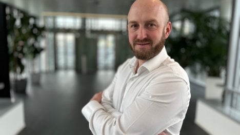 Náhledový obrázek - Z malé kožedělné firmy je miliardový podnik. KARO Leather získalo souhlas ČNB a míří mezi pražskou burzovní elitu