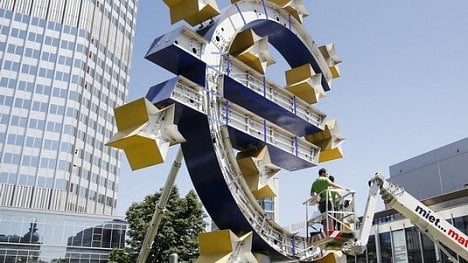 Náhledový obrázek - Ekonomika eurozóny rostla opět o 0,5 procenta, v EU růst zpomalil