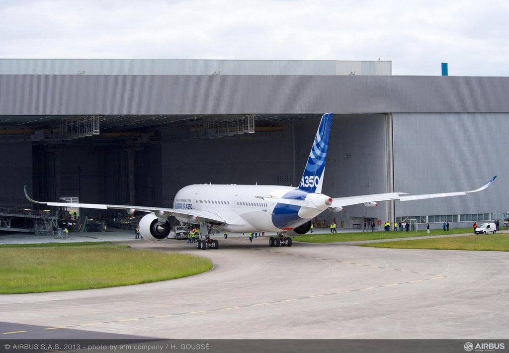 2019-04-vc3bdvoj-airbusu-a350-3.jpg