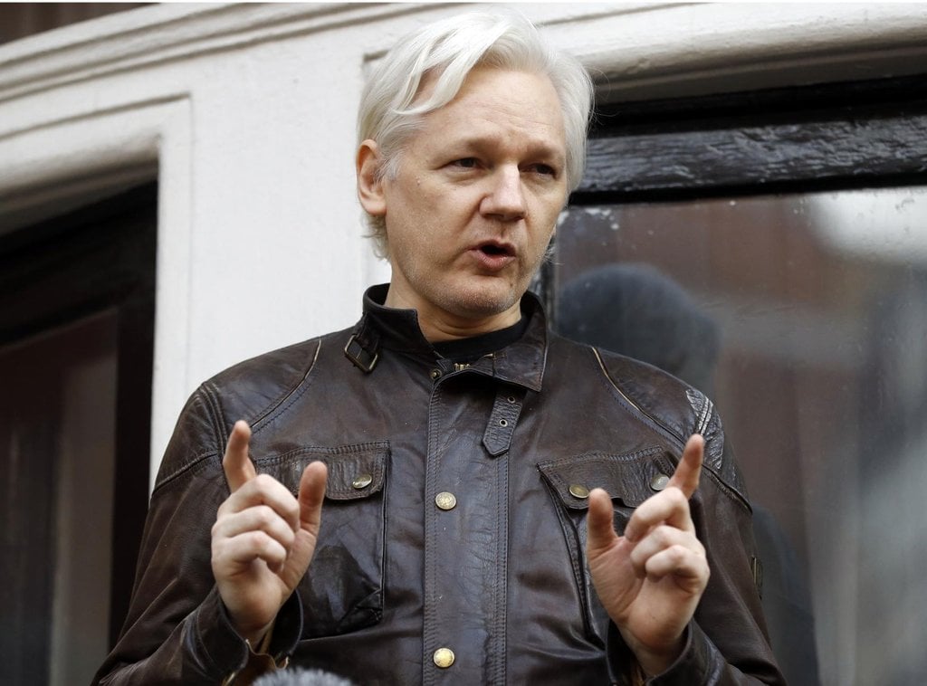 2010-03-assange-c48dtkarchiv.jpg