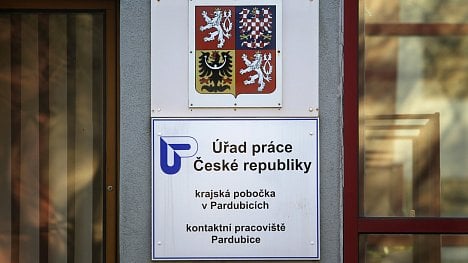 Náhledový obrázek - Lidé mohou opět žádat úřady práce o vyplacení dlužné mzdy. Dosud to nebylo možné kvůli koronaviru