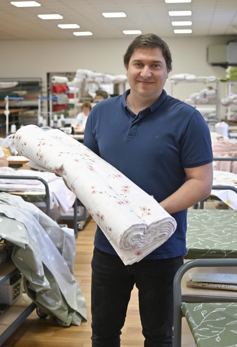 Ondřej Boček z Goldea s látkami