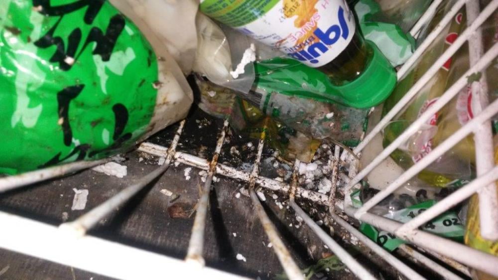 Takhle se potraviny neskladují.