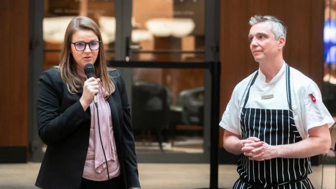 Princip je jasný: speciální menu, které restauratéři připraví, má být dostupné široké veřejnosti, říká pořadatelka festivalu Anna Grosmanová
