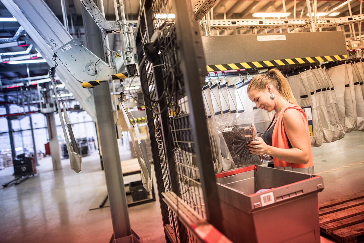Logistické centrum Mall.cz v Jirnech u Parhy