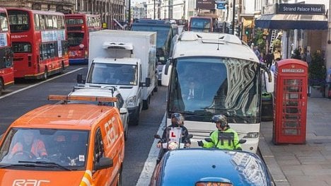 Náhledový obrázek - Londýn zavedl nový ekologický poplatek za vjezd do centra, má snížit emise až o 45 procent