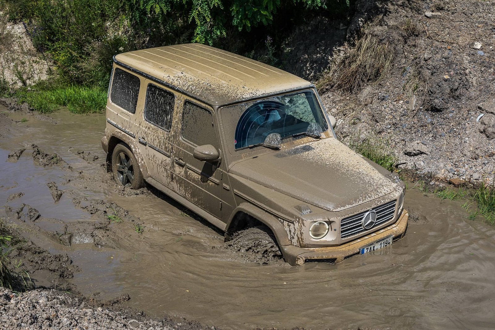 2020-10-mercedes_benz-g-7.jpg