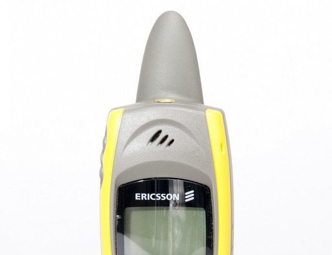 Ericsson R310s s anténou jako…