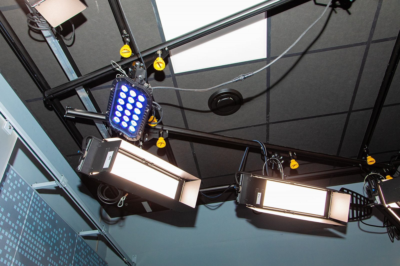 RGB osvětlení umí dotvořit jakýkoliv barevný nádech.