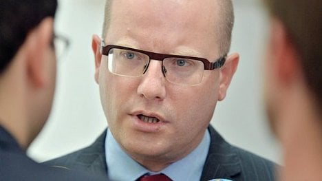 Náhledový obrázek - Sobotka: Kauza ROP Severozápad se týká minulosti. Personální odpovědnost nechá na krajích