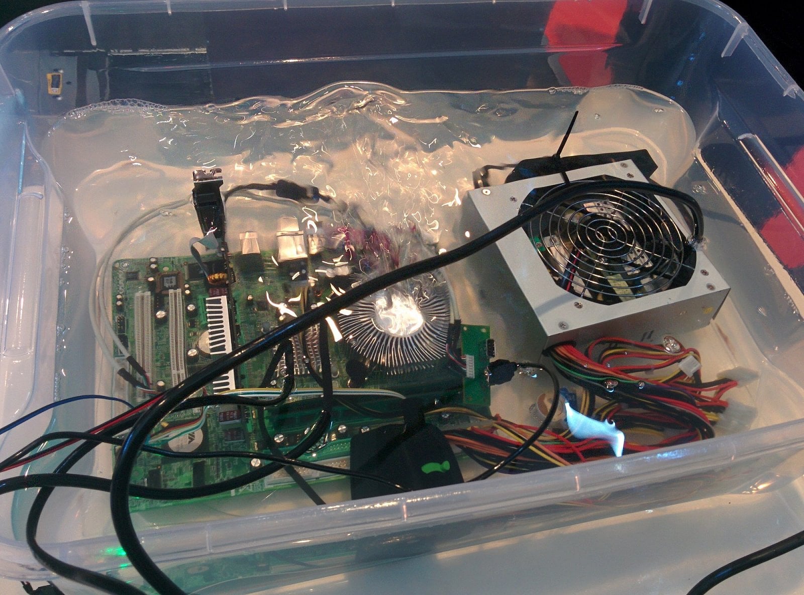 WEDOS demonstrace oleje