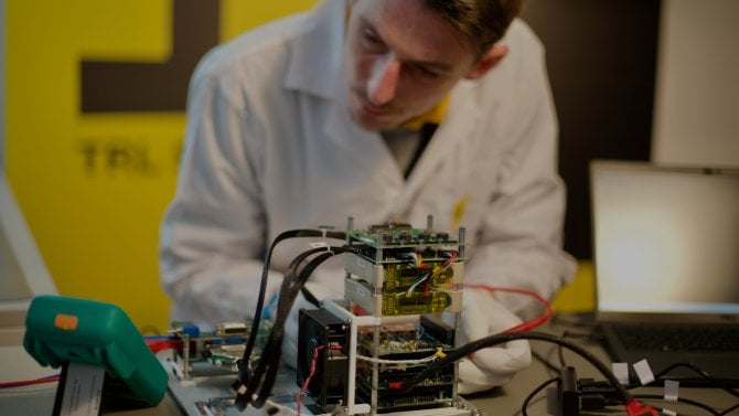 V Jihomoravském kraji počet specialistů na vesmírné technologie narostl za tři roky o čtvrtinu