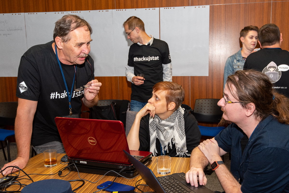 Hackuj stát! Hackathon veřejné správy potřetí