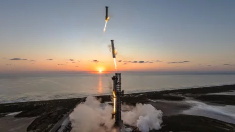 Náhledový obrázek - Odborník Majer o Muskově Mechazille: Moc jiných možností SpaceX vlastně ani nemá, chce-li rakety SuperHeavy používat opakovaně