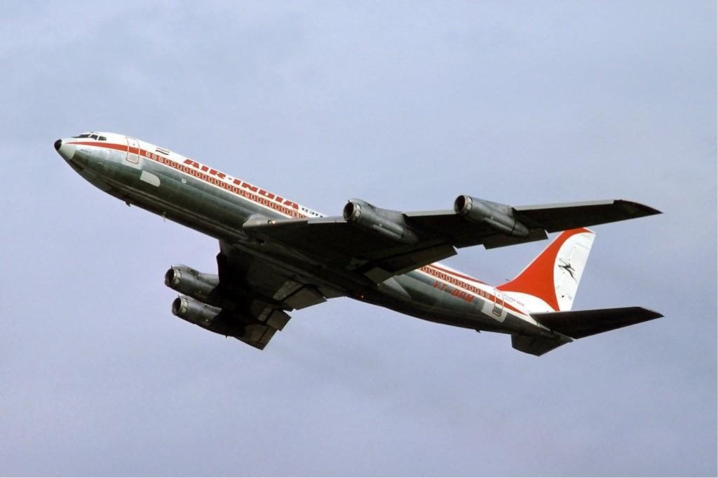 2015-07-boeing-707.jpg