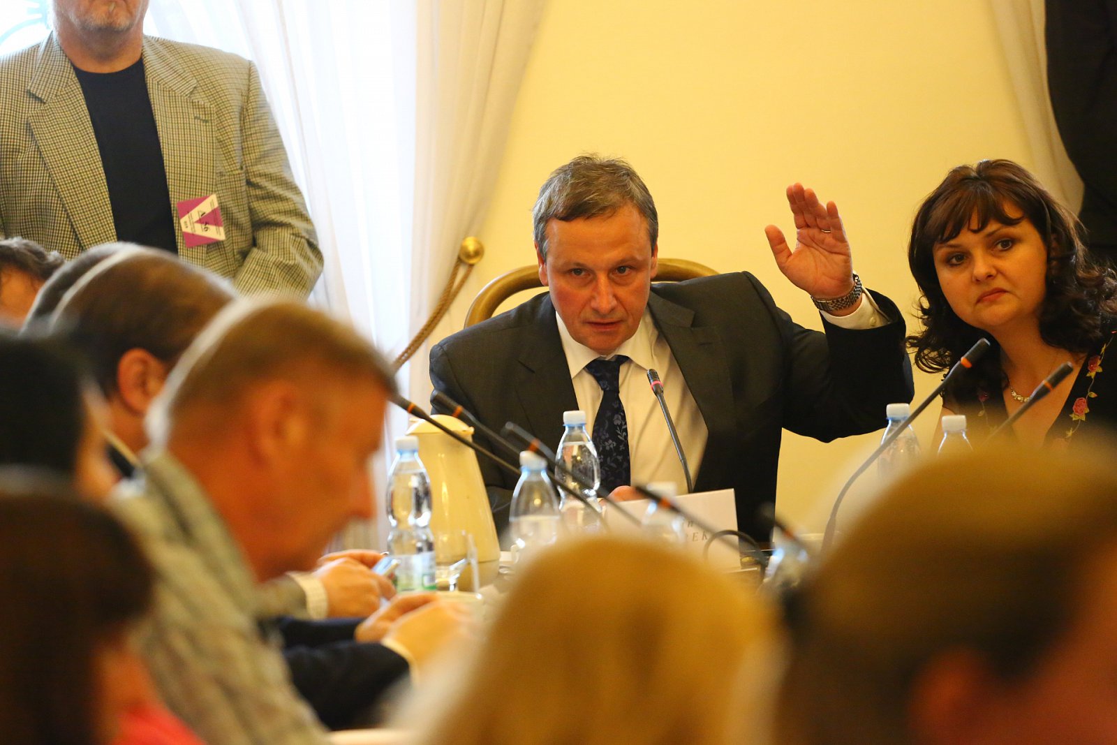 Ostře sledované jednání Volebního výboru sněmovny 3. června 2015