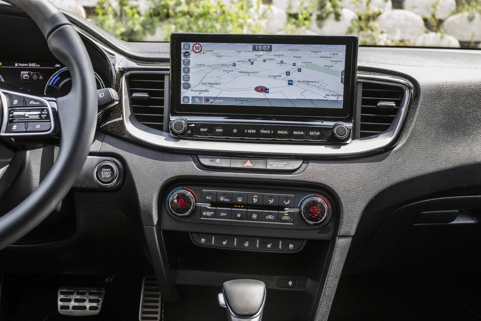 2020-10-aDMB2020_Kia-Xceed-Hybrid-4092.jpg