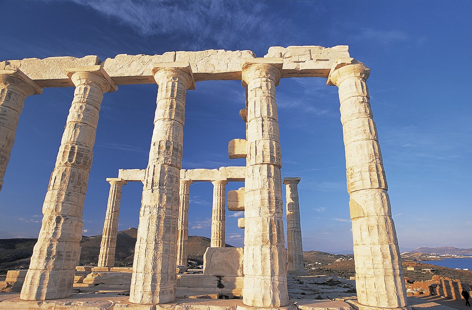 Cyklus Po stopách historie na dokumentárním kanálu Prima Zoom