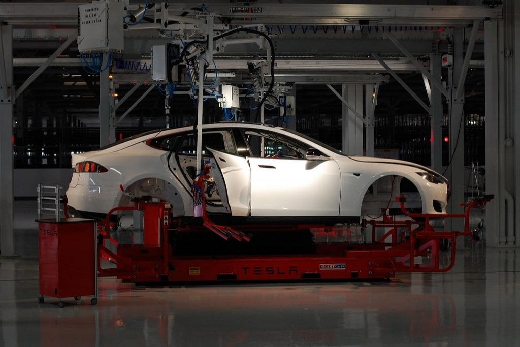 2011-09-jak-vznikc3a1-vc5afz-tesla-model-s-7.jpg