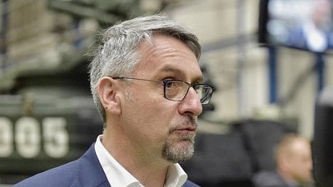 Náhledový obrázek - Obrana chce pořídit nová děla z Francie za šest miliard korun