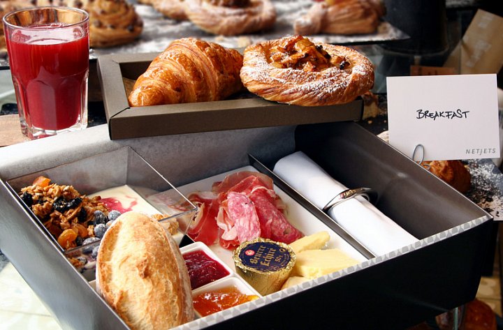 NetJets