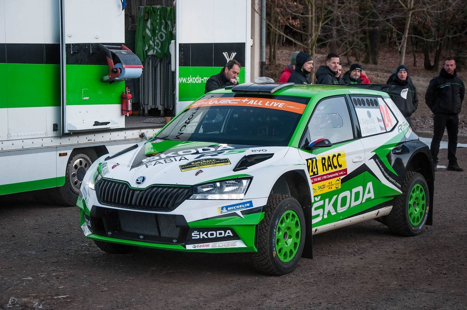 2019-12-skoda-fabia-r5-3-of-21.jpg