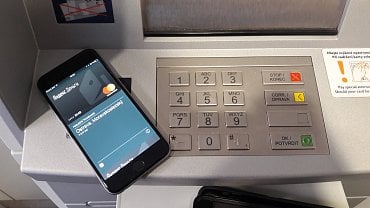 Apple Pay od Yandex.Money s bankomatem komunikuje, ale karta je na výběry hotovosti zablokovaná. Zkoušeno v ATM ČSOB.